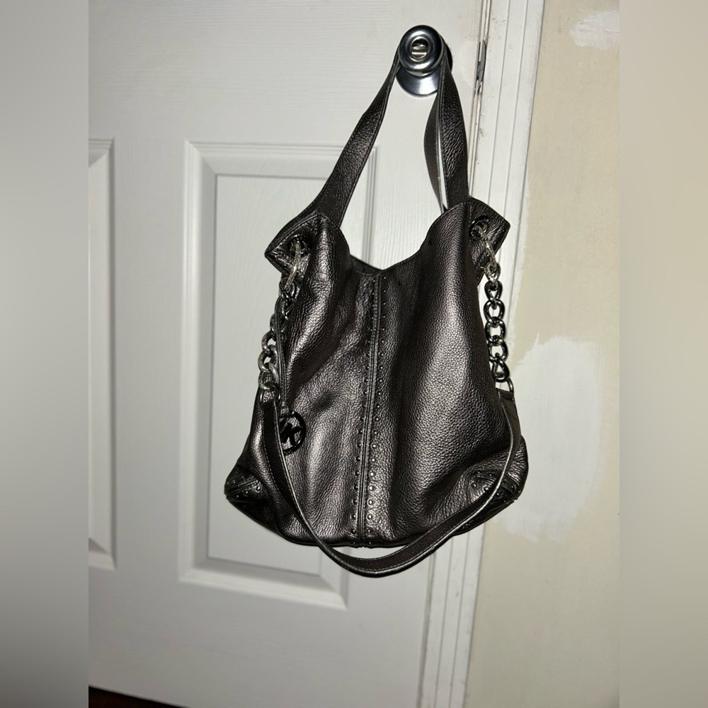 Elegant 
Peter bronze  gold Leather Women's Bag.
